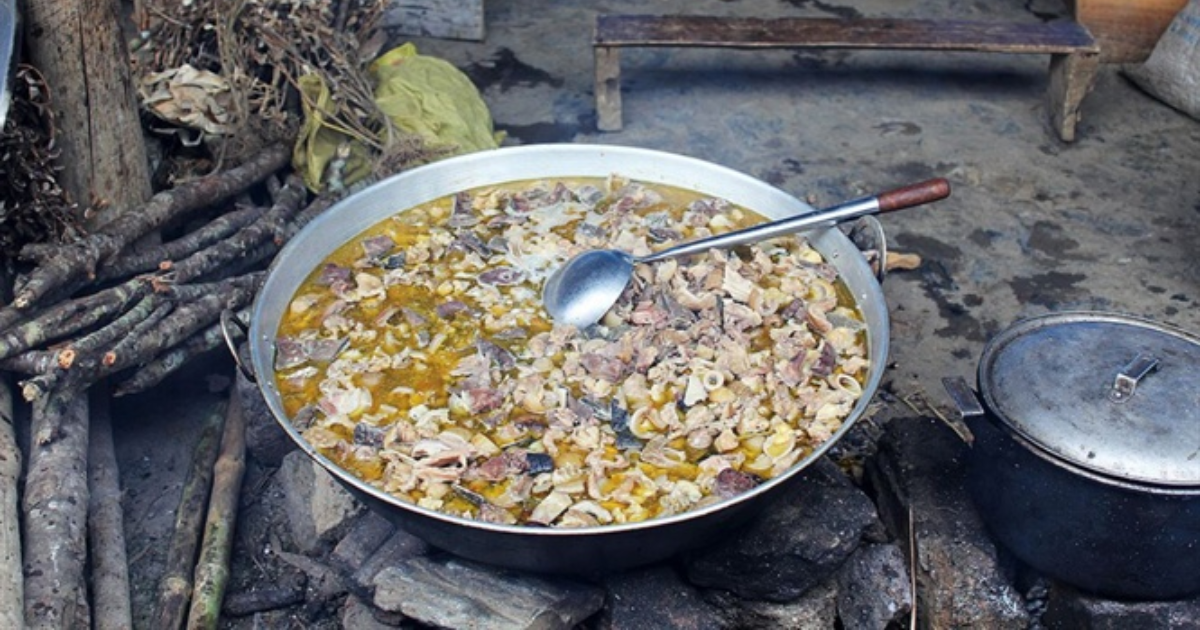 Thắng Cố Sapa – Món ăn “độc lạ” khiến bạn nhớ mãi Tây Bắc
